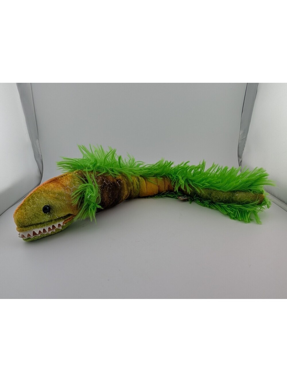 Douglas Moray Eel Stuffed Animal Green Bean Bag Plush 14"